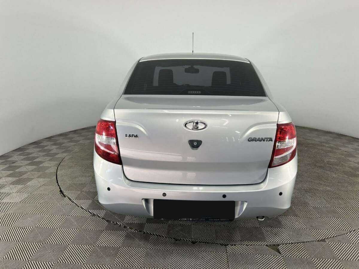Б/У Лада (ВАЗ) Гранта 2017 года. Фото: #2