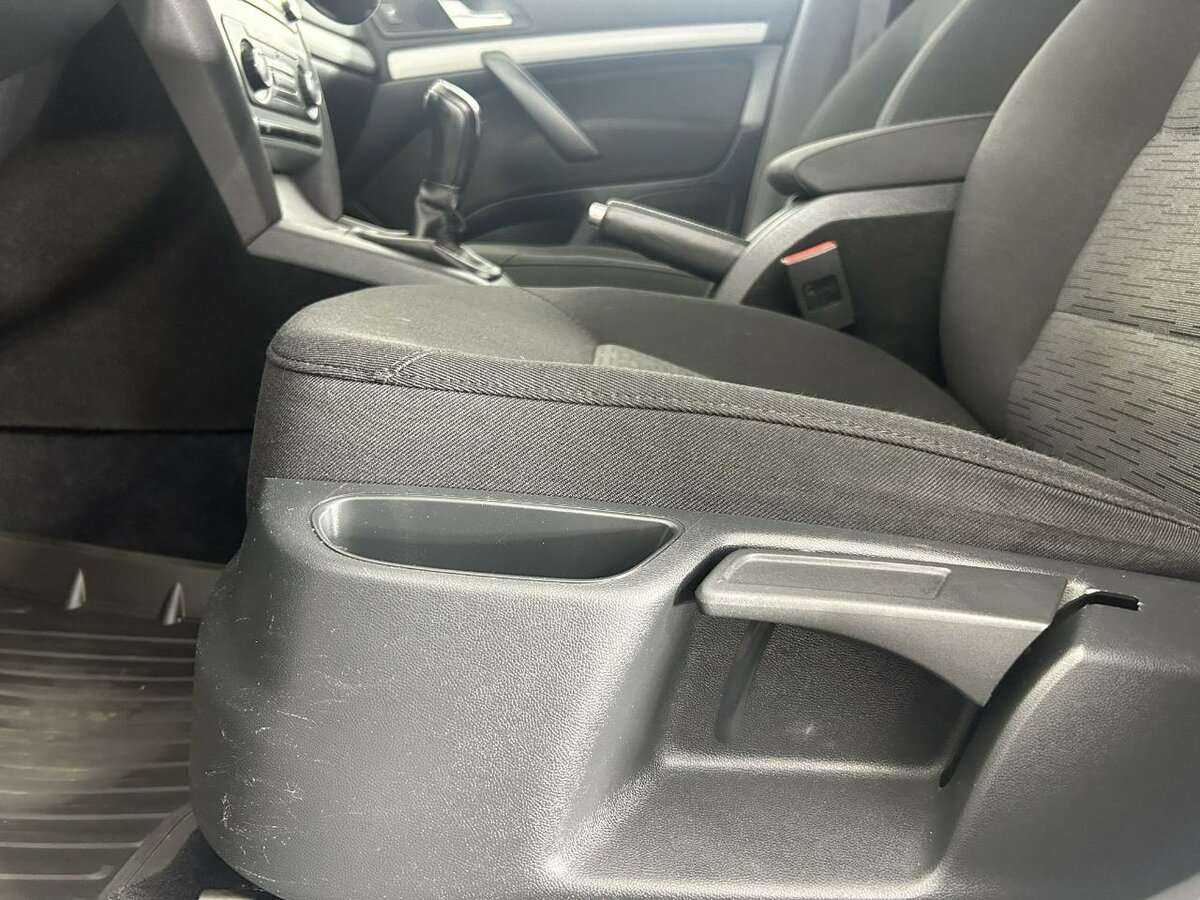 Б/У Шкода Октавия 2012 года. Фото: #9