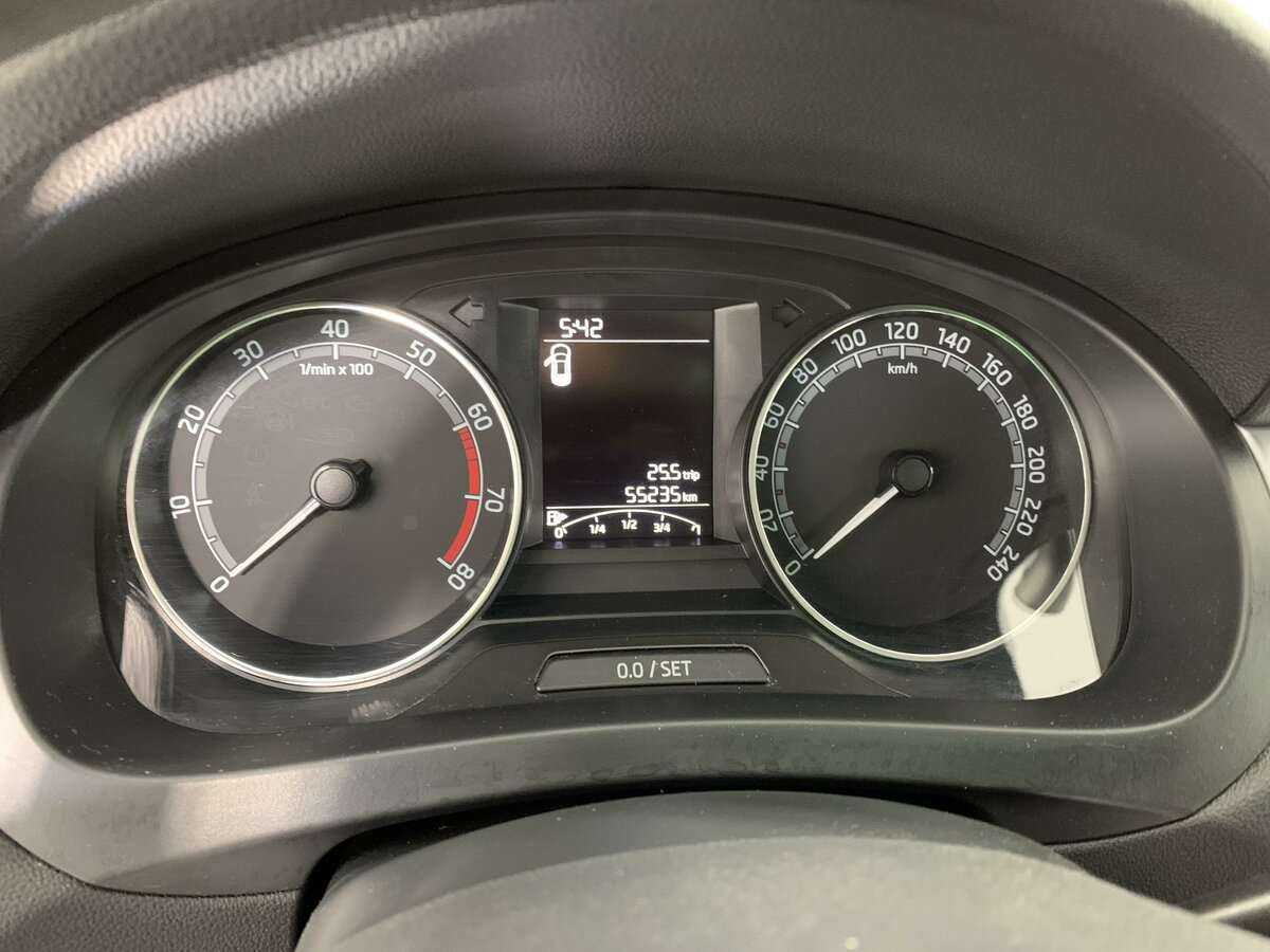 Б/У Шкода Рапид 2019 года. Фото: #9