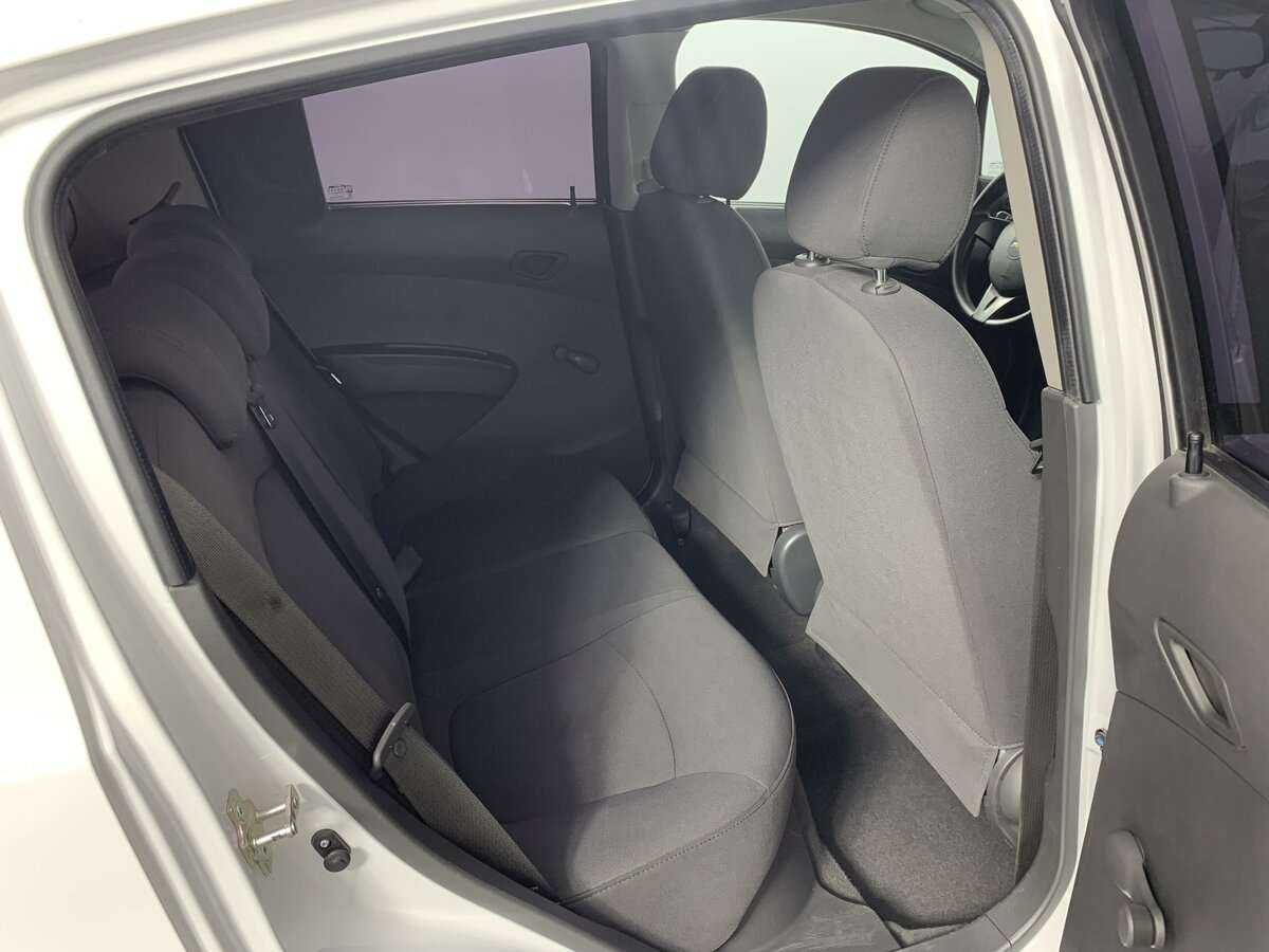 Б/У Шевроле Спарк 2013 года. Фото: #15