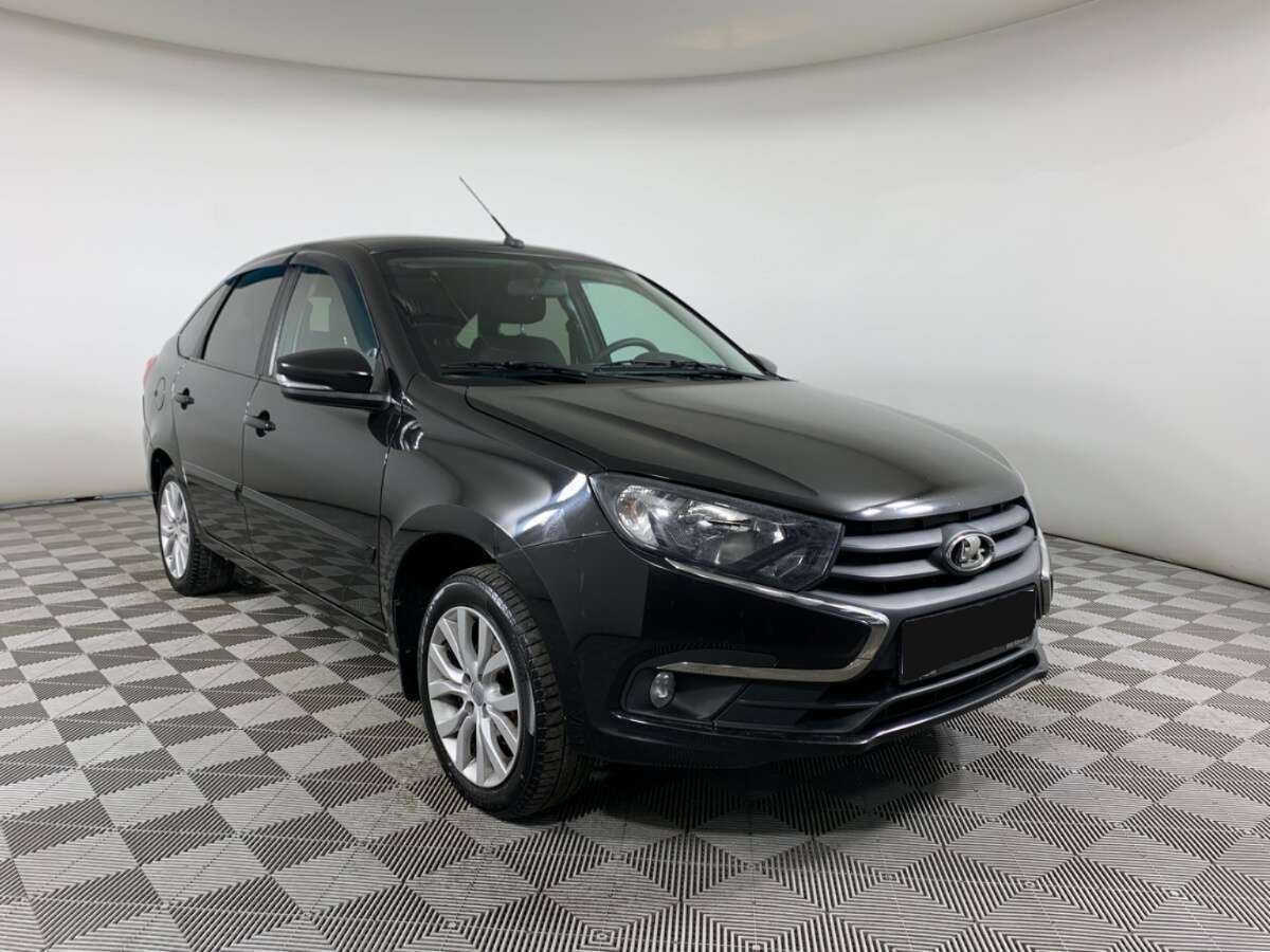 Б/У Лада (ВАЗ) Гранта 2018 года. Фото: #2