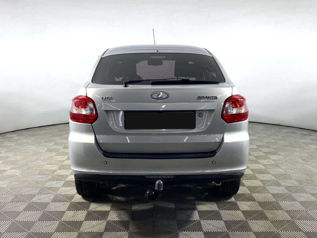 Б/У Лада (ВАЗ) Гранта 2014 года. Фото: #4