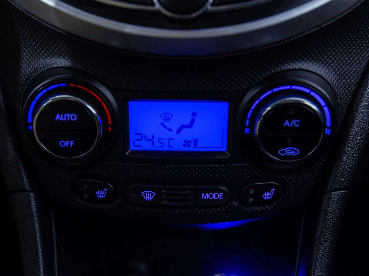 Б/У Хендай Солярис 2012 года. Фото: #16