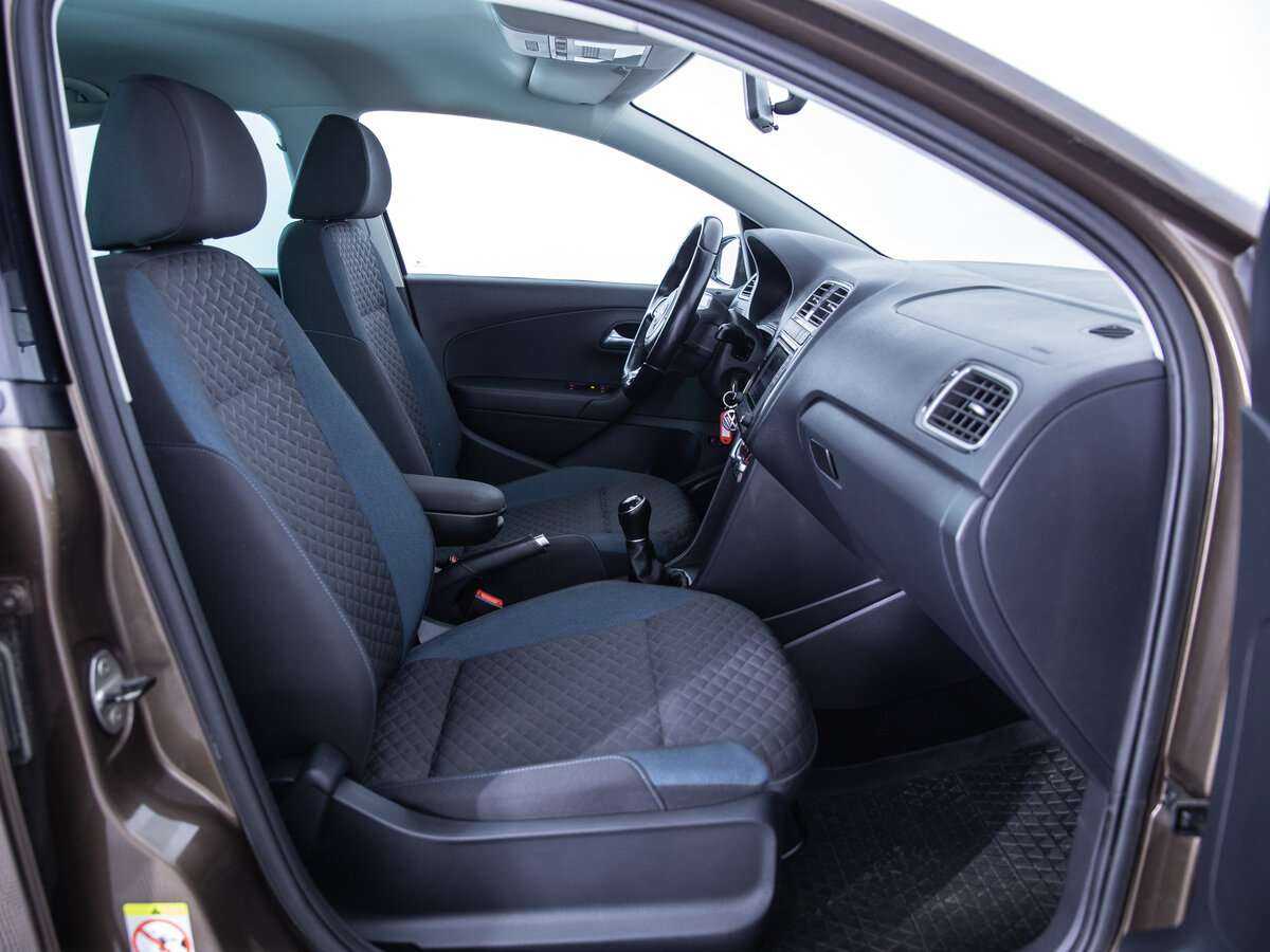 Б/У Фольксваген Поло 2019 года. Фото: #10