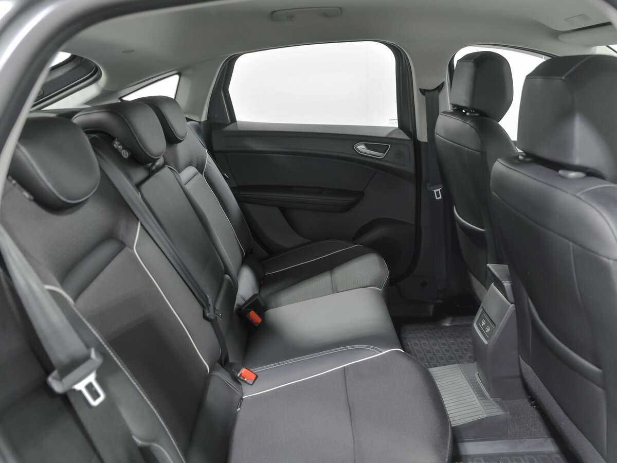 Б/У Рено Аркана 2021 года. Фото: #14