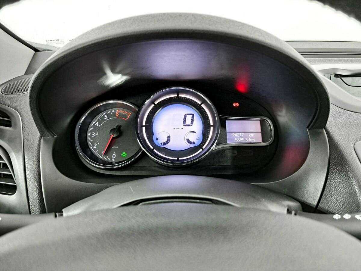 Б/У Рено Меган 2013 года. Фото: #10