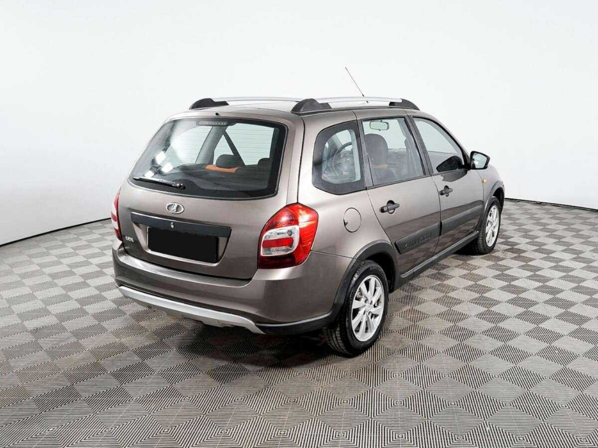 Б/У Лада (ВАЗ) Калина 2016 года. Фото: #4