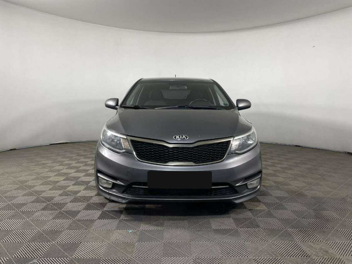 Б/У Киа Рио 2016 года. Фото: #1