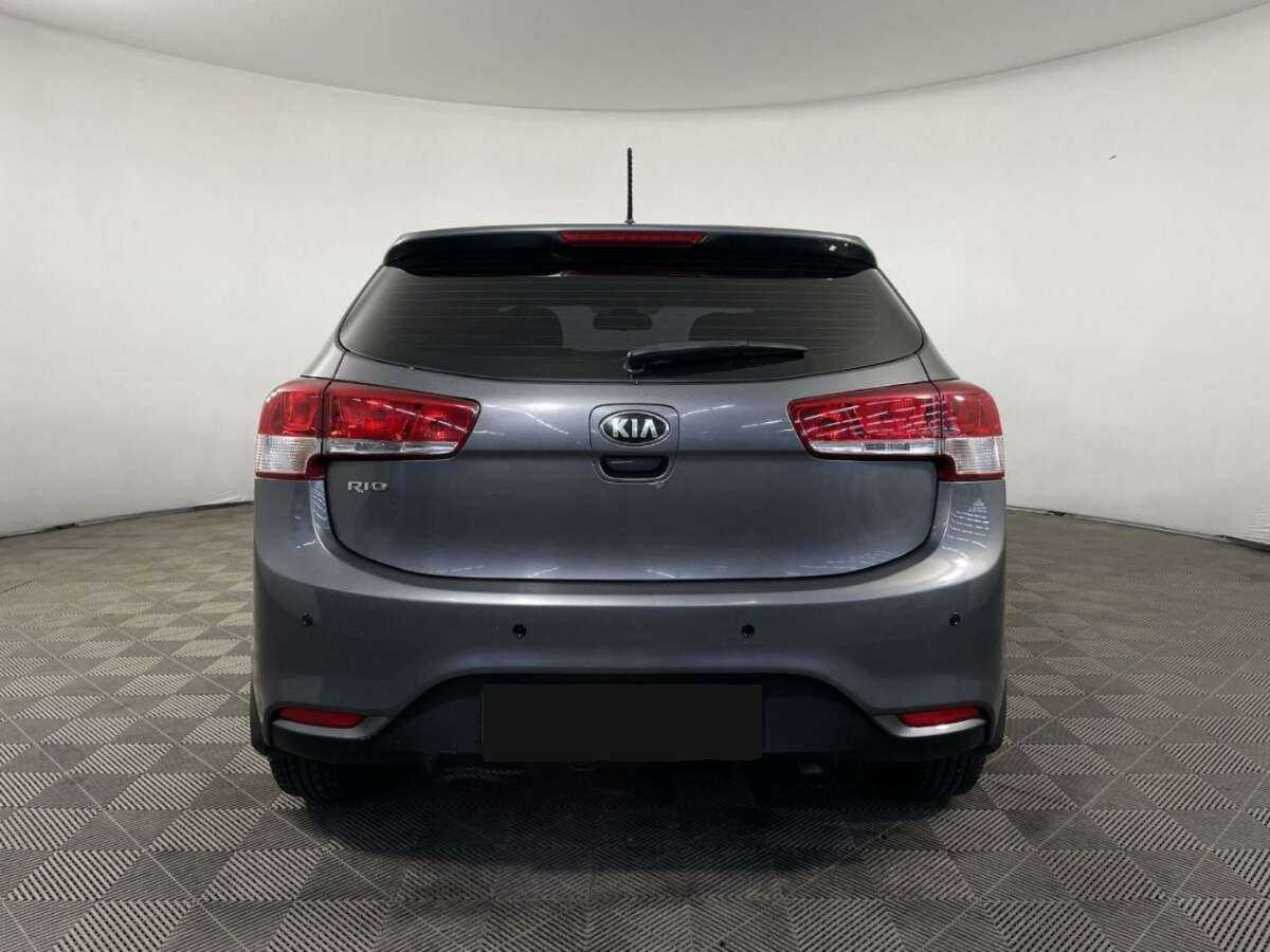 Б/У Киа Рио 2016 года. Фото: #2