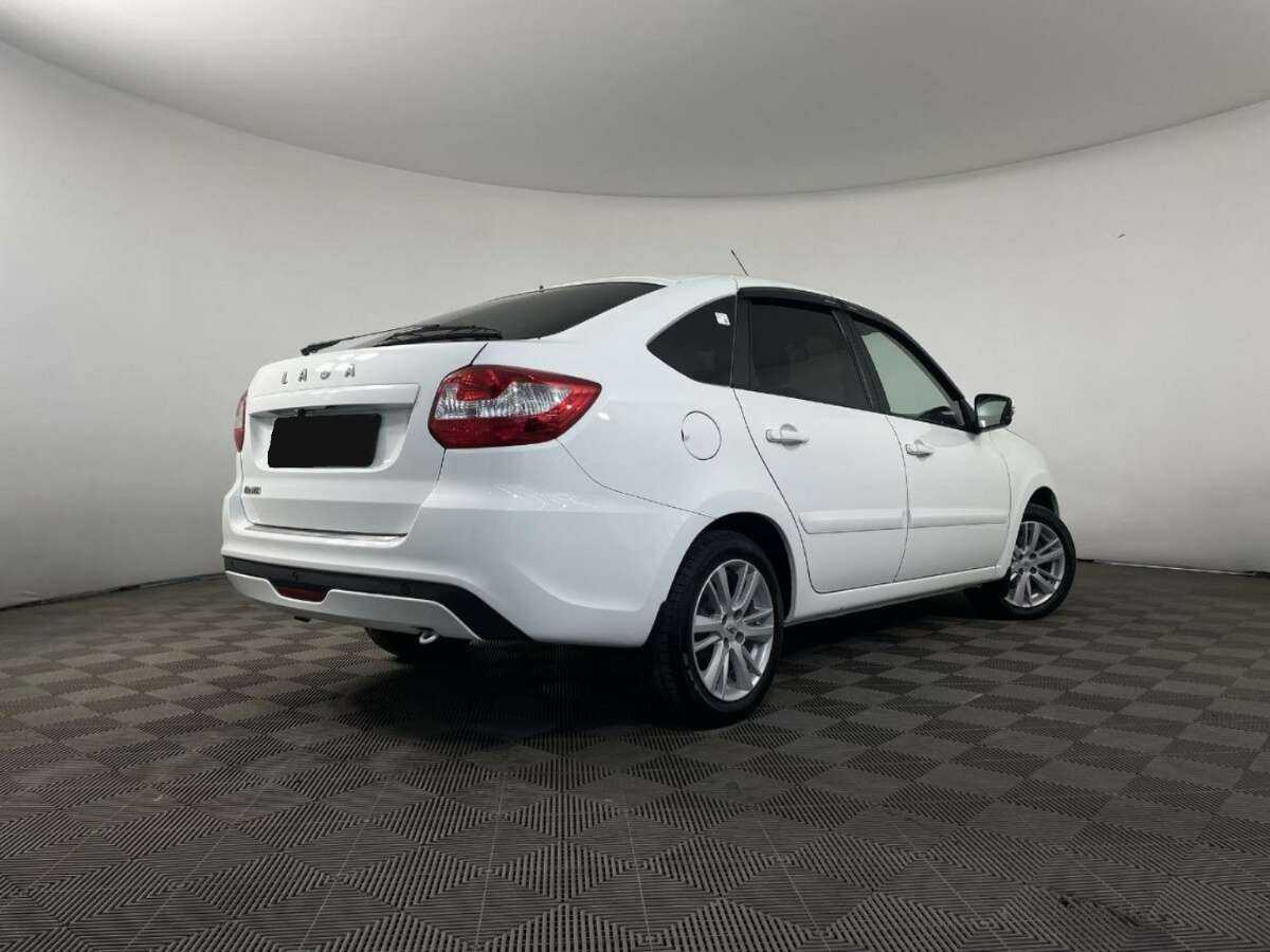 Б/У Лада (ВАЗ) Гранта 2021 года. Фото: #5