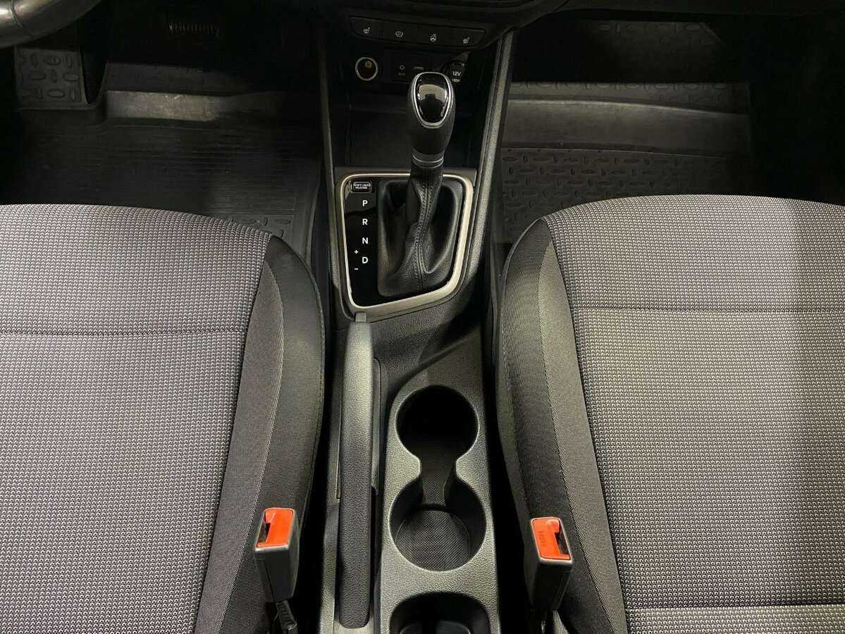 Б/У Хендай Солярис 2018 года. Фото: #12