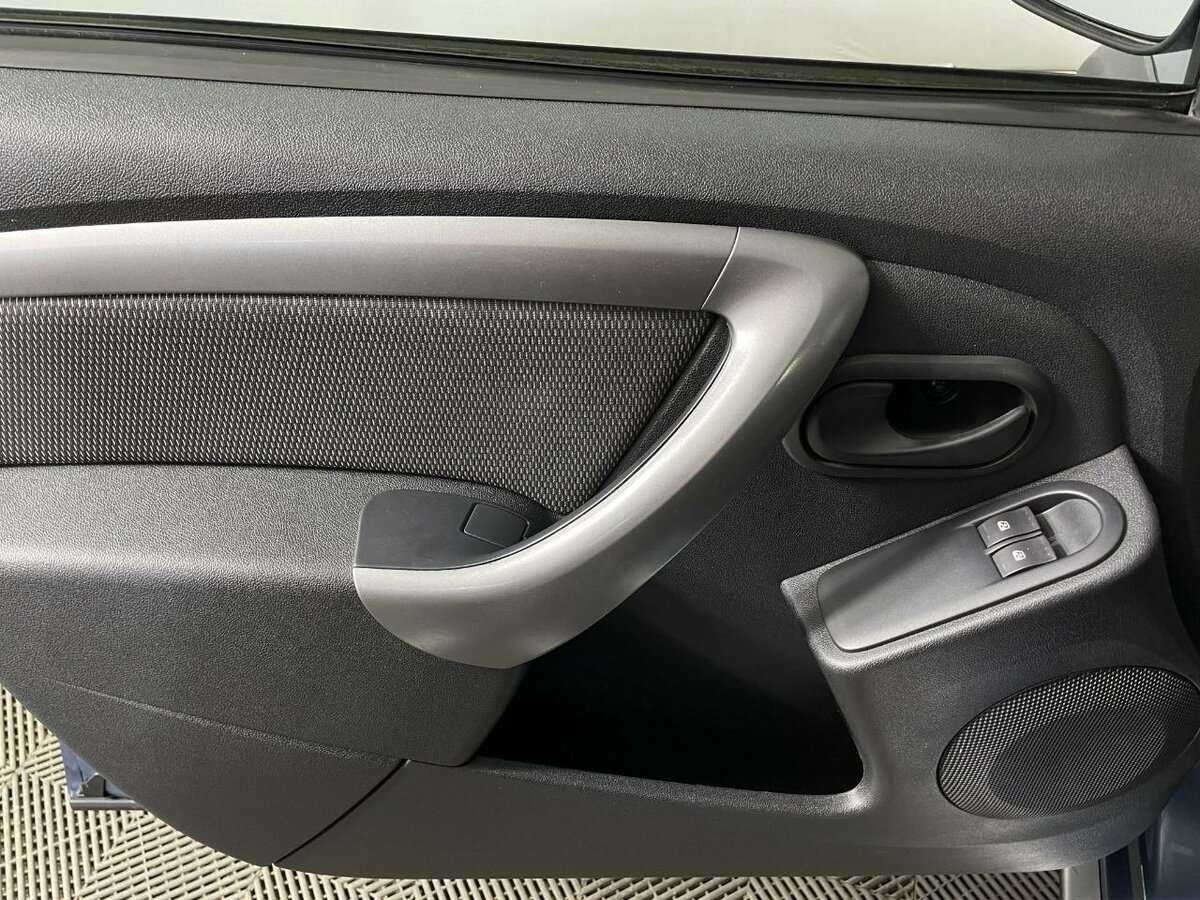 Б/У Рено Дастер 2013 года. Фото: #7