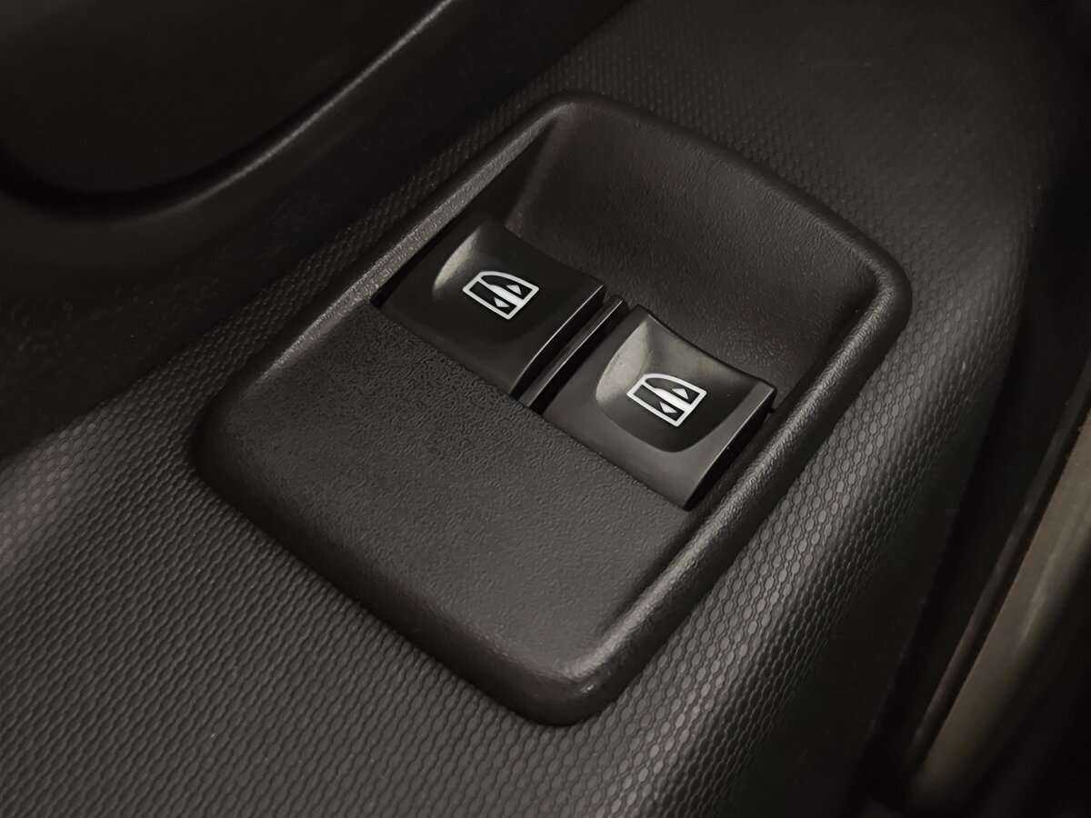 Б/У Рено Логан 2019 года. Фото: #16