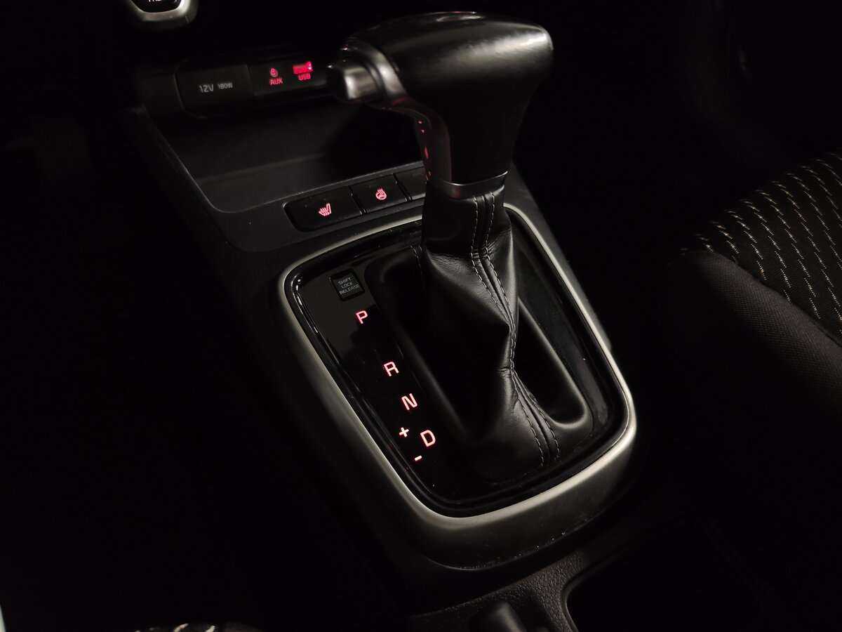 Б/У Киа Рио 2018 года. Фото: #10