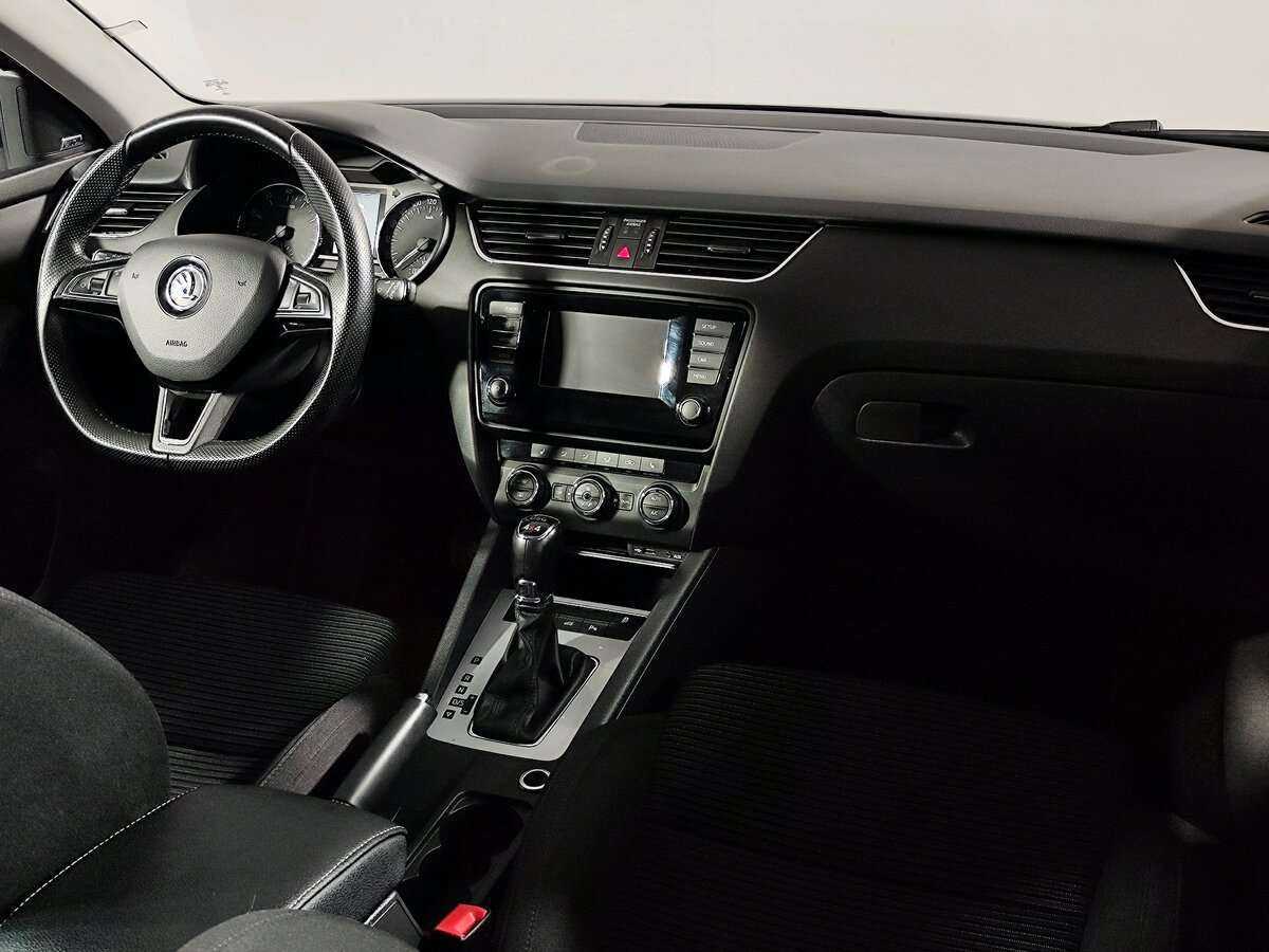 Б/У Шкода Октавия 2015 года. Фото: #10