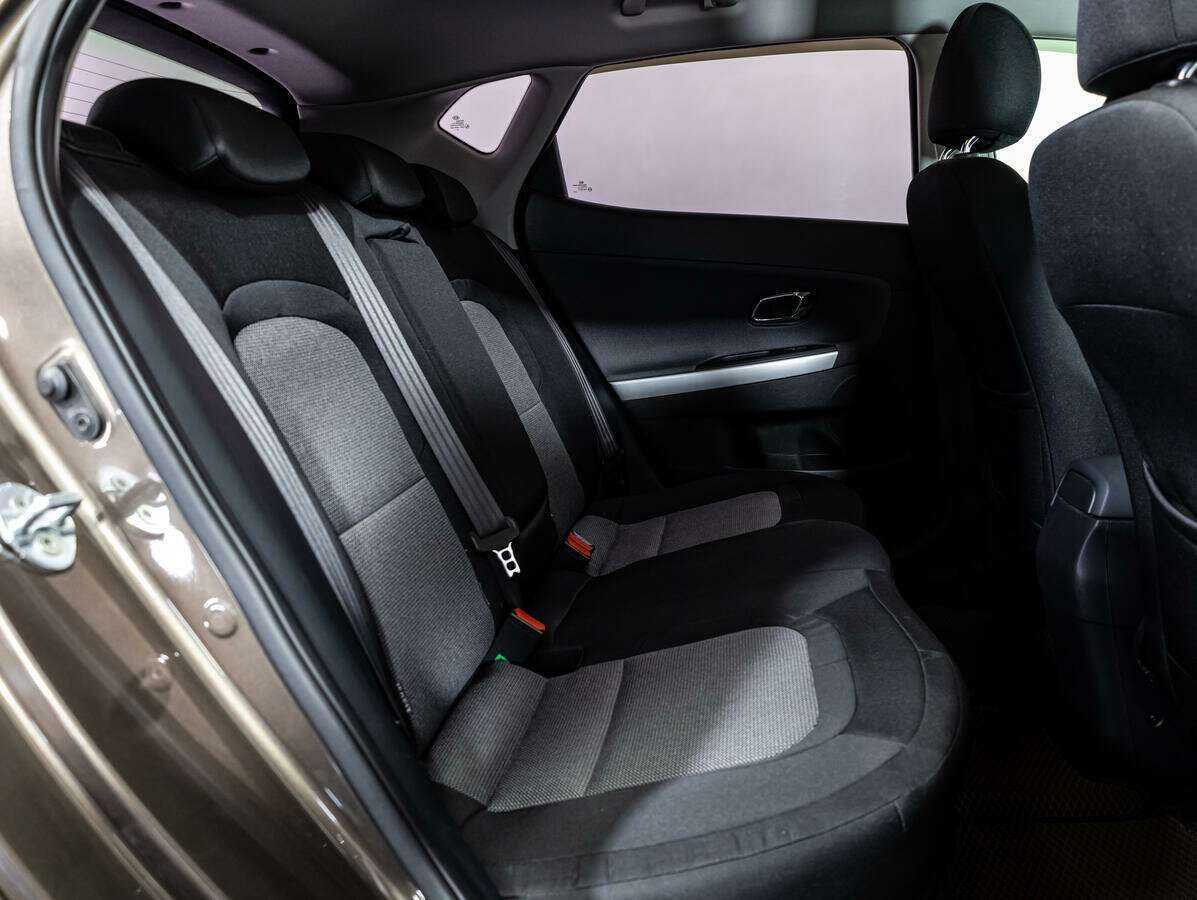 Б/У Киа Сид 2015 года. Фото: #9