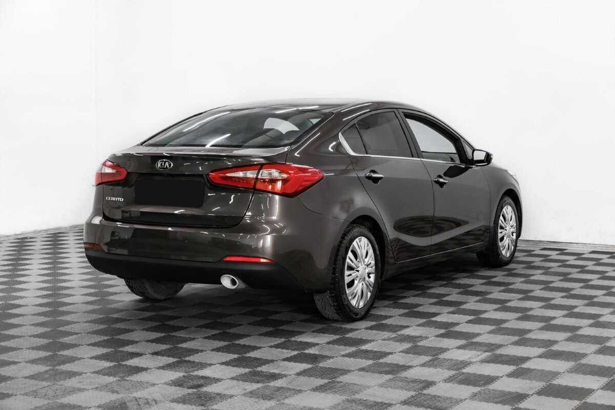 Б/У Киа Церато 2013 года. Фото: #3