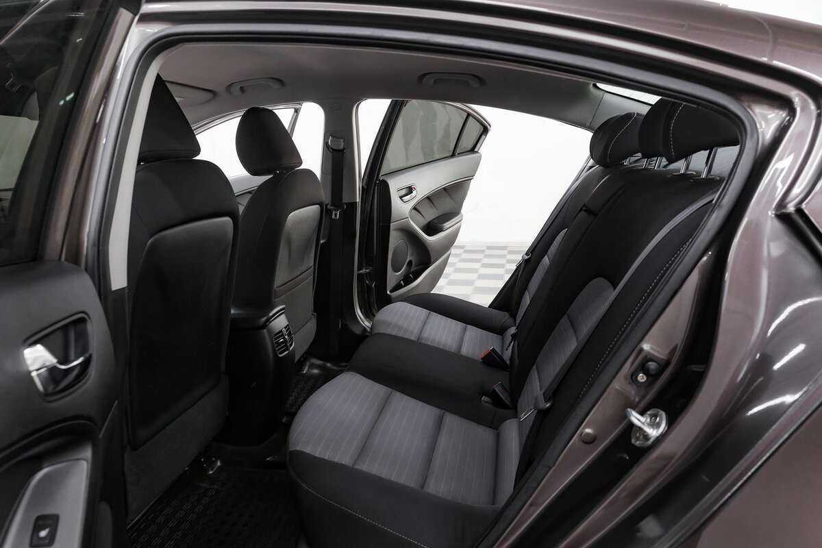 Б/У Киа Церато 2013 года. Фото: #12