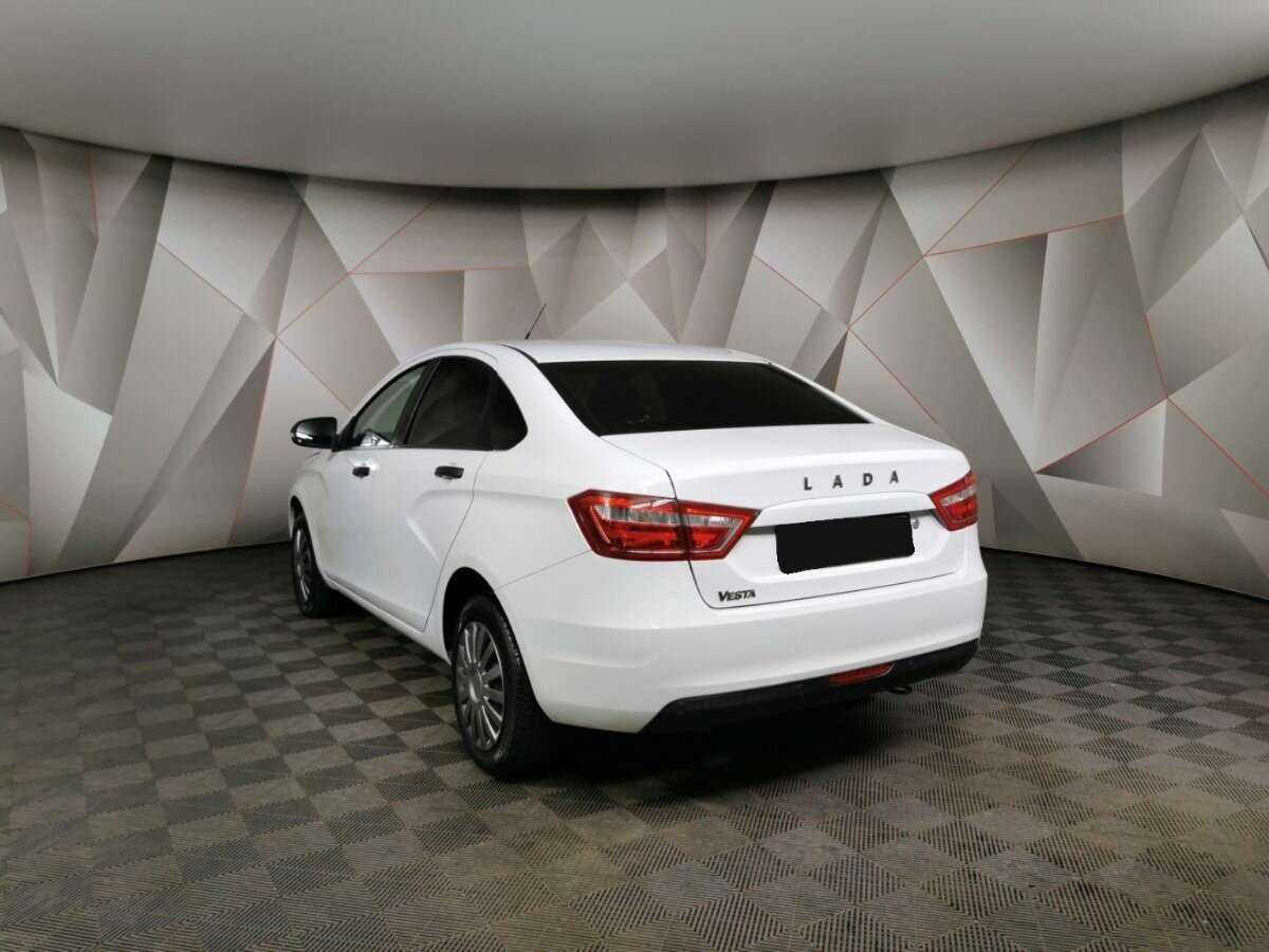 Б/У Лада (ВАЗ) Веста 2017 года. Фото: #3