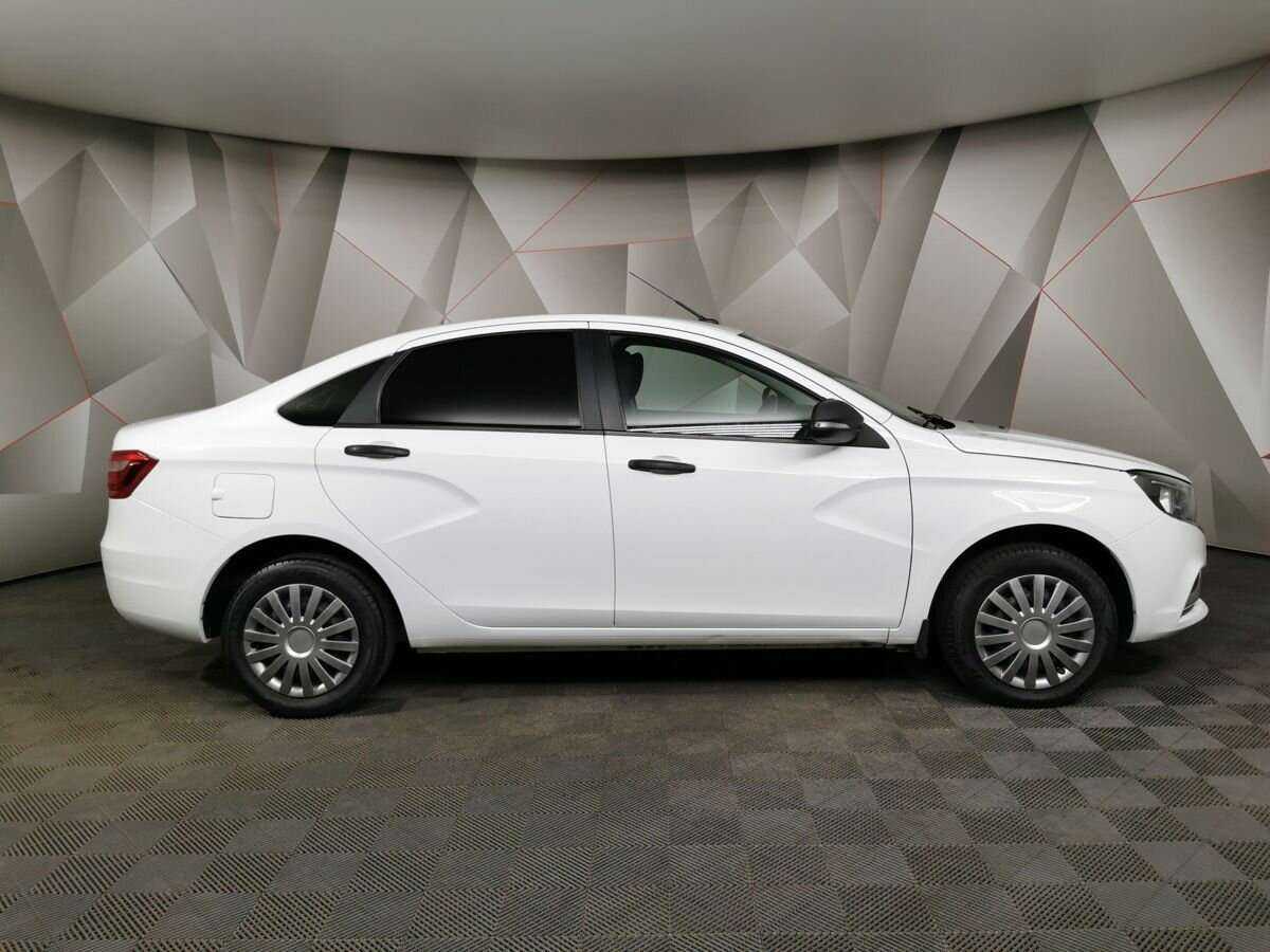 Б/У Лада (ВАЗ) Веста 2017 года. Фото: #5