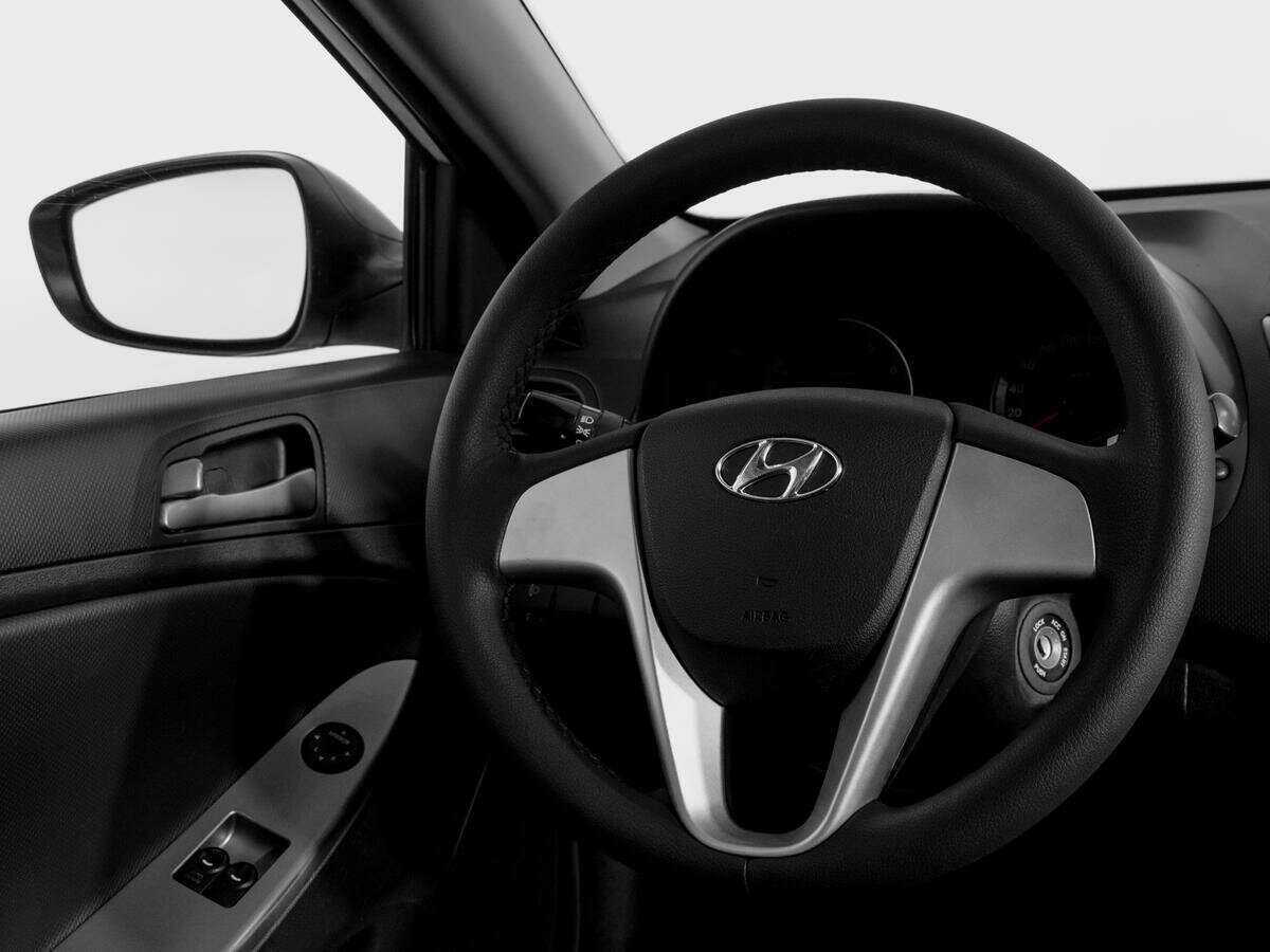 Б/У Хендай Солярис 2015 года. Фото: #13