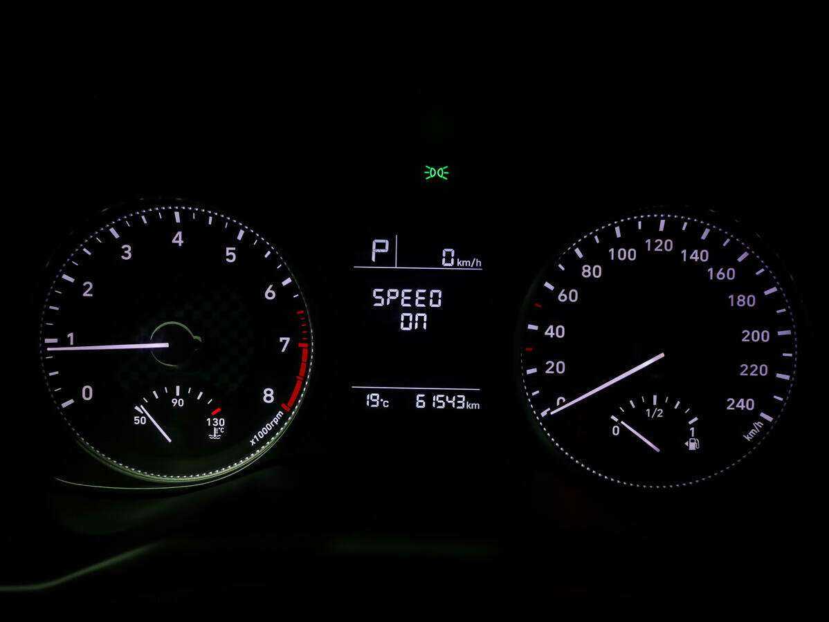 Б/У Хендай Елантра 2019 года. Фото: #15