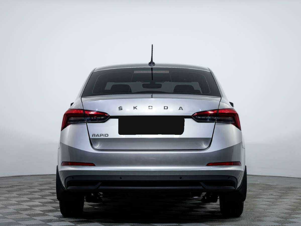 Б/У Шкода Рапид 2021 года. Фото: #4