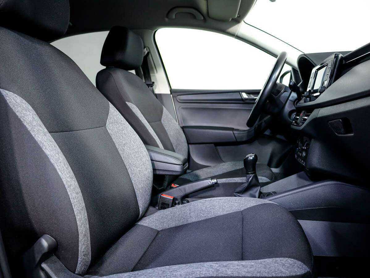 Б/У Шкода Рапид 2021 года. Фото: #10