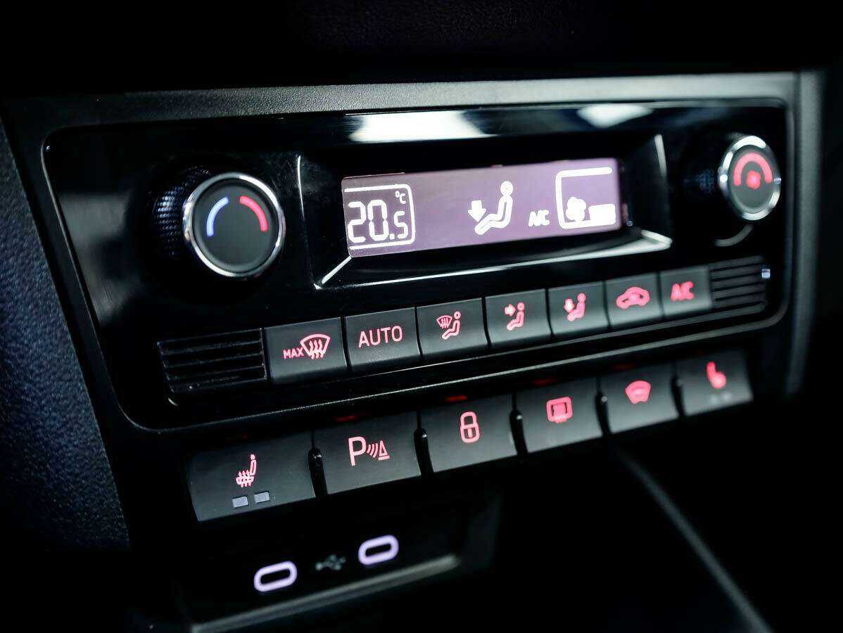 Б/У Фольксваген Поло 2022 года. Фото: #15