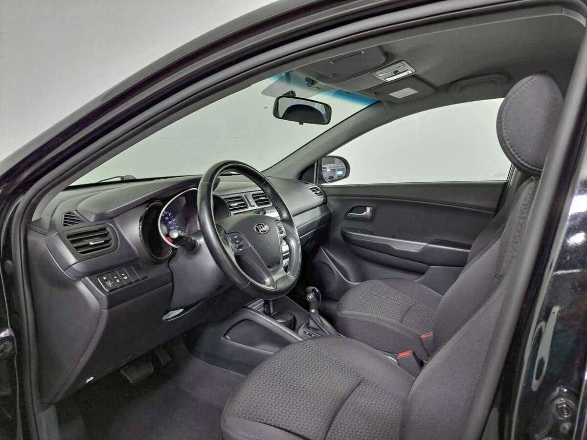 Б/У Киа Рио 2016 года. Фото: #13