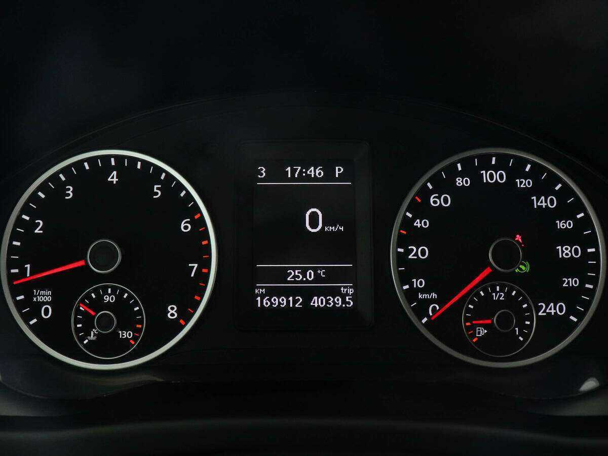 Б/У Фольксваген Тигуан 2012 года. Фото: #10