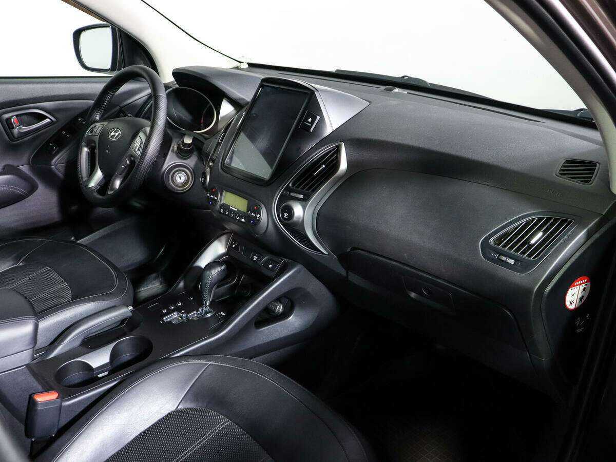 Б/У Хендай ай-икс35 2014 года. Фото: #8