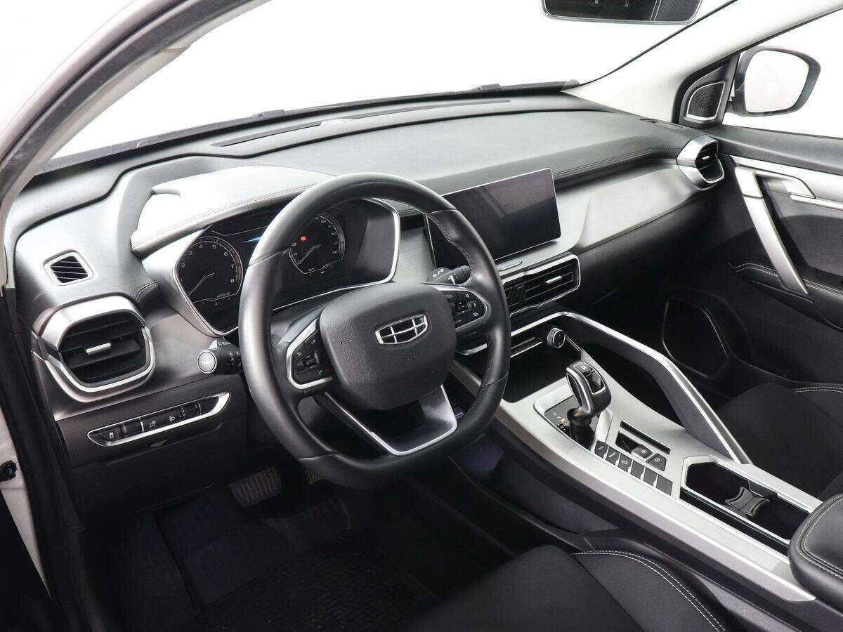 Б/У Джили Кулрэй 2021 года. Фото: #8