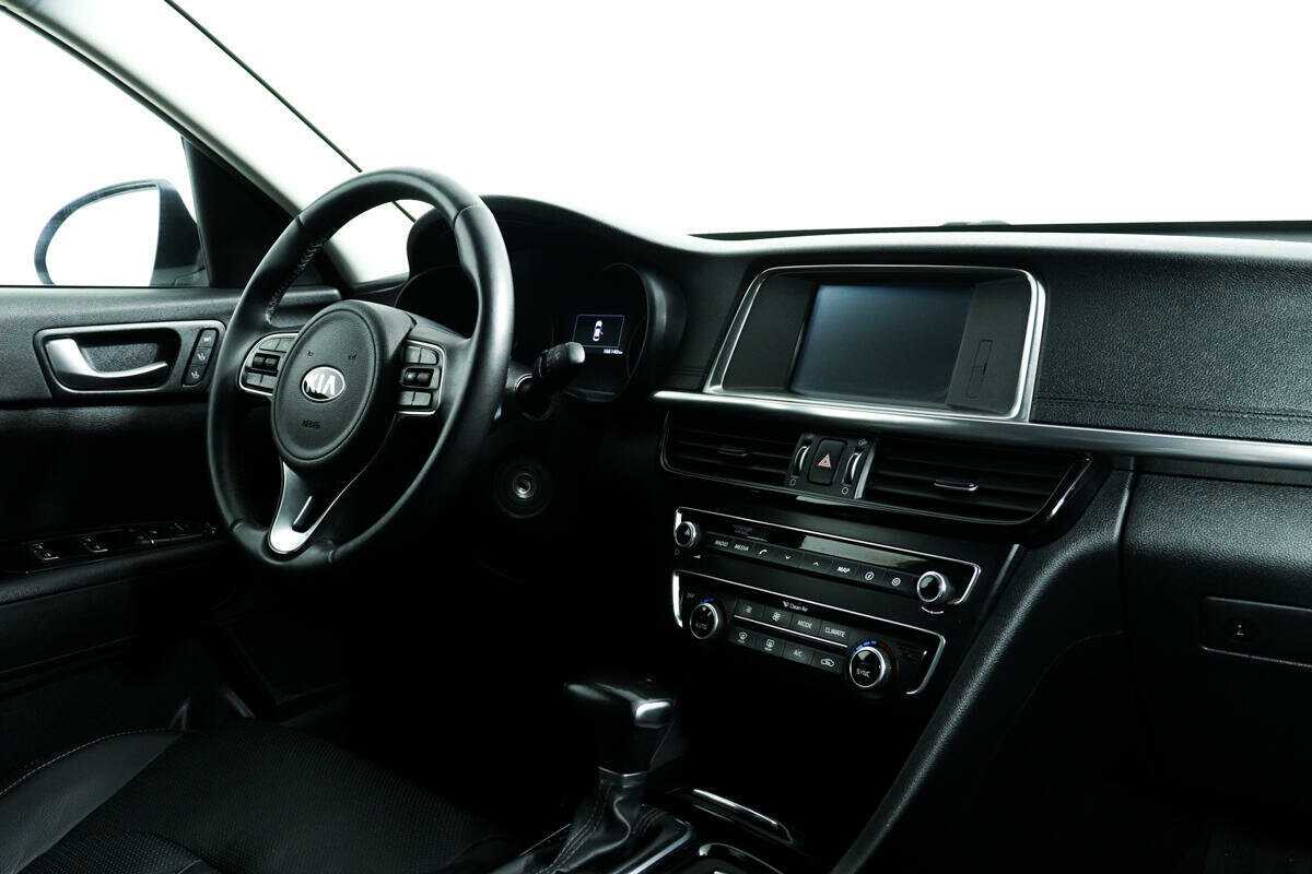 Б/У Киа Оптима 2016 года. Фото: #8