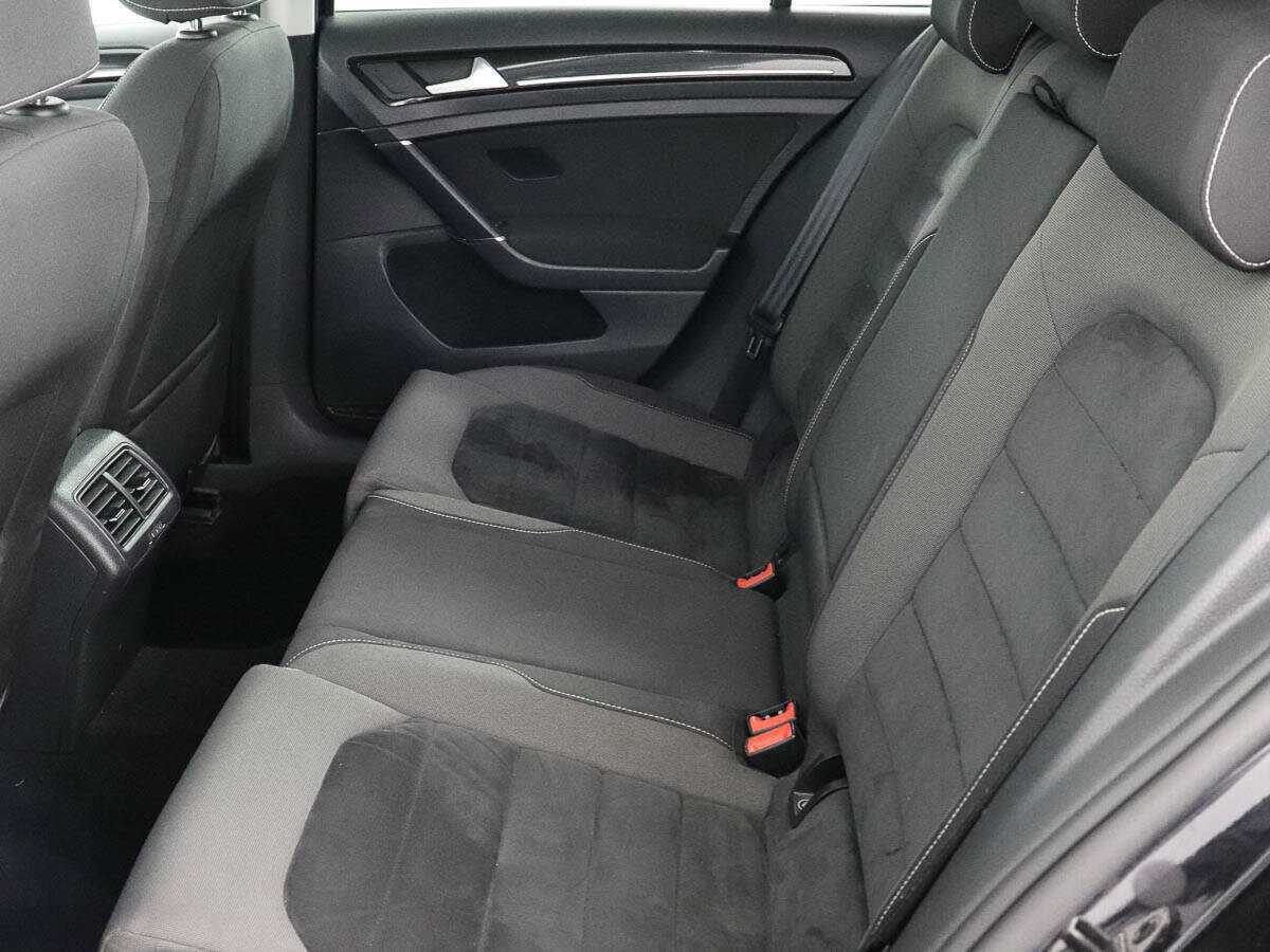 Б/У Фольксваген Гольф 2013 года. Фото: #7