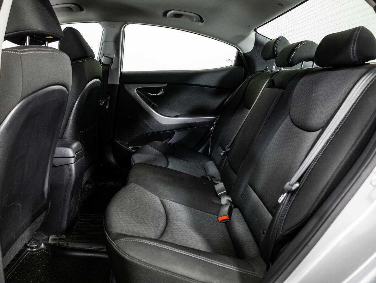 Б/У Хендай Елантра 2013 года. Фото: #9