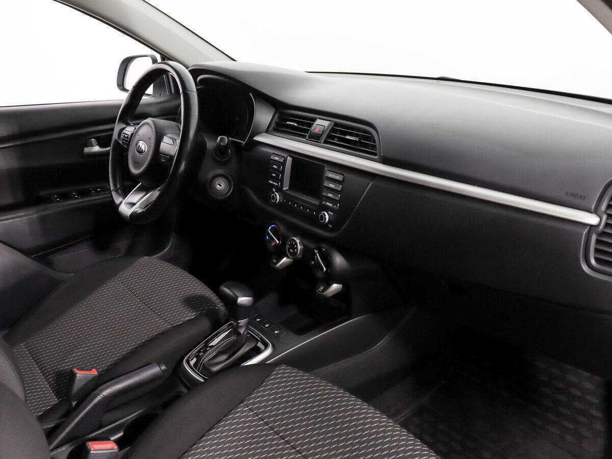 Б/У Киа Рио 2017 года. Фото: #10