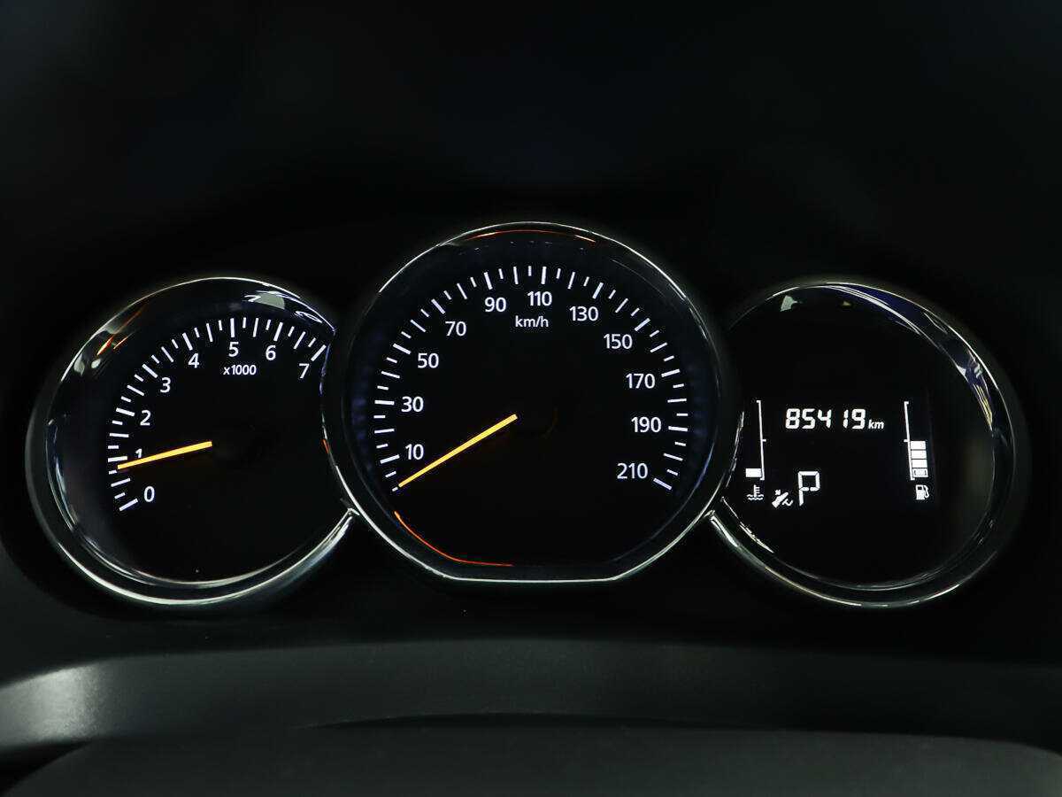 Б/У Рено Логан 2019 года. Фото: #13