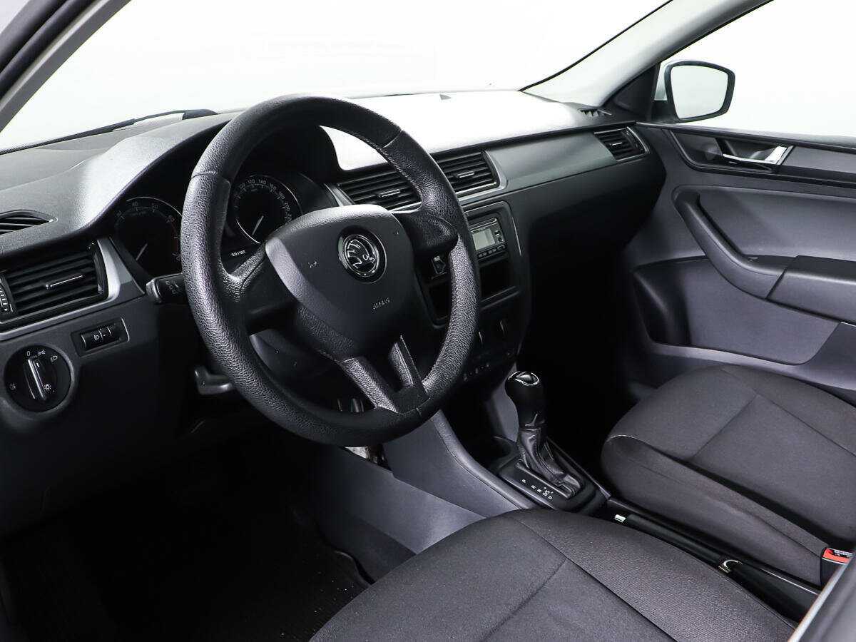 Б/У Шкода Рапид 2019 года. Фото: #12