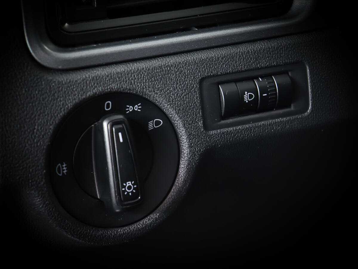 Б/У Шкода Рапид 2019 года. Фото: #15