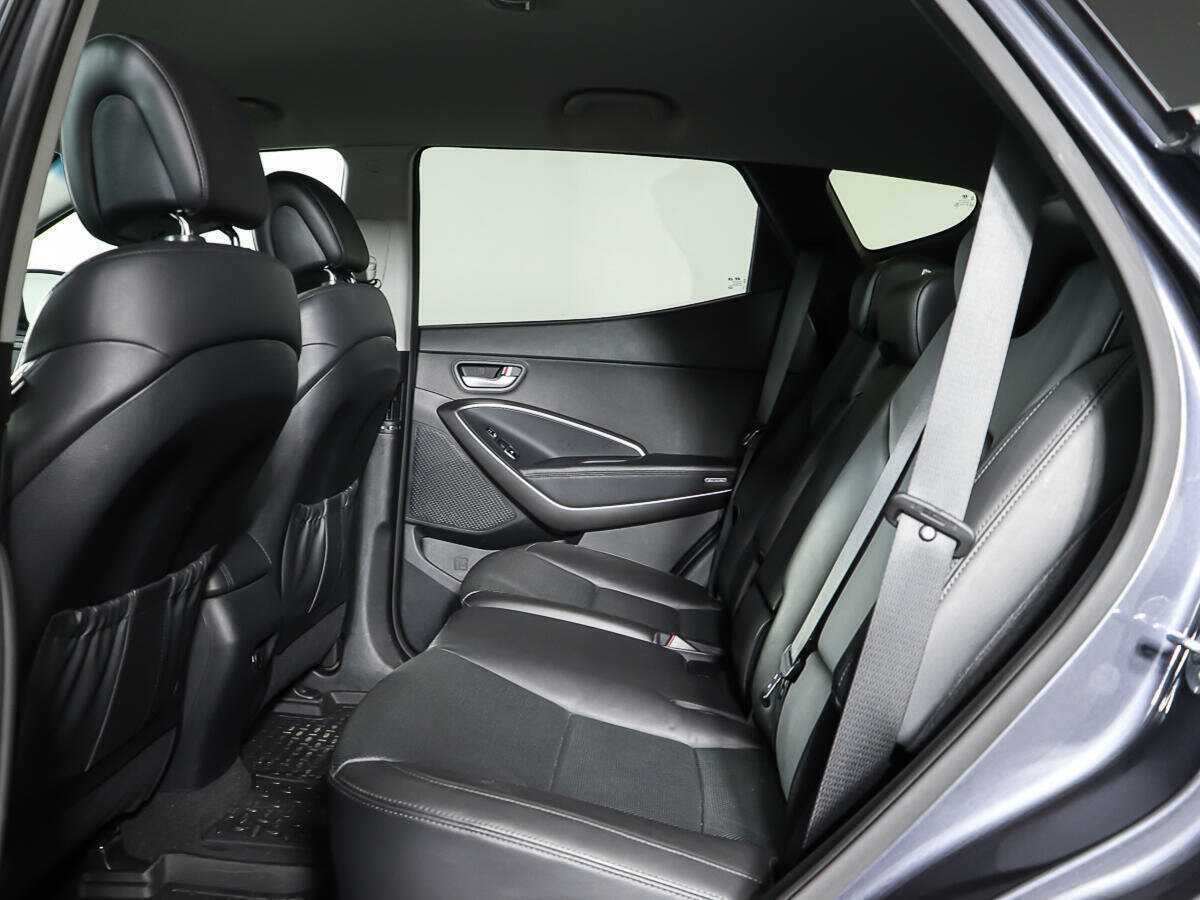 Б/У Хендай Санта Фе 2016 года. Фото: #9