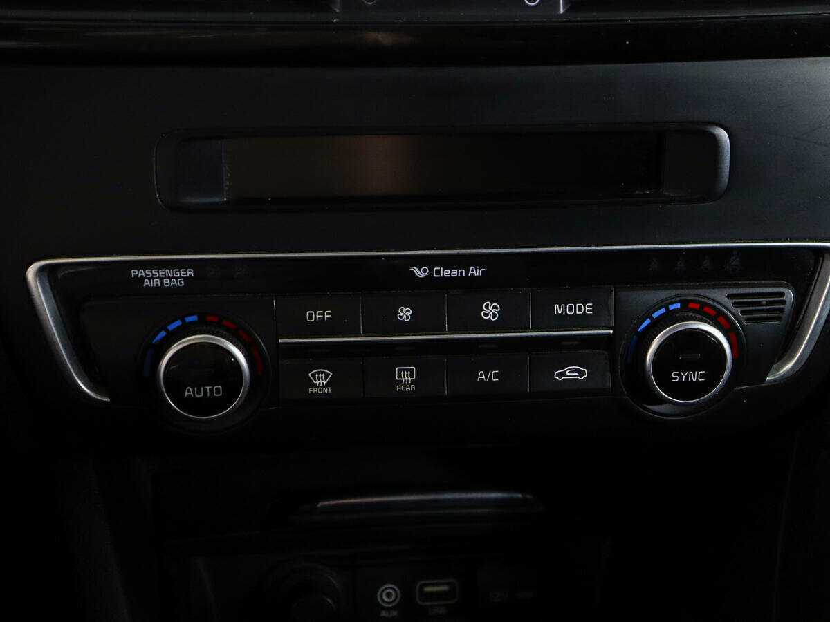 Б/У Киа Оптима 2016 года. Фото: #16