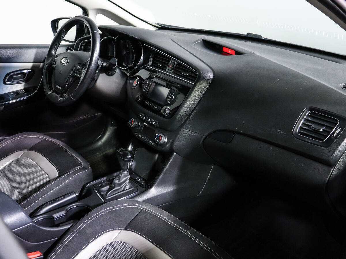 Б/У Киа Сид 2015 года. Фото: #8