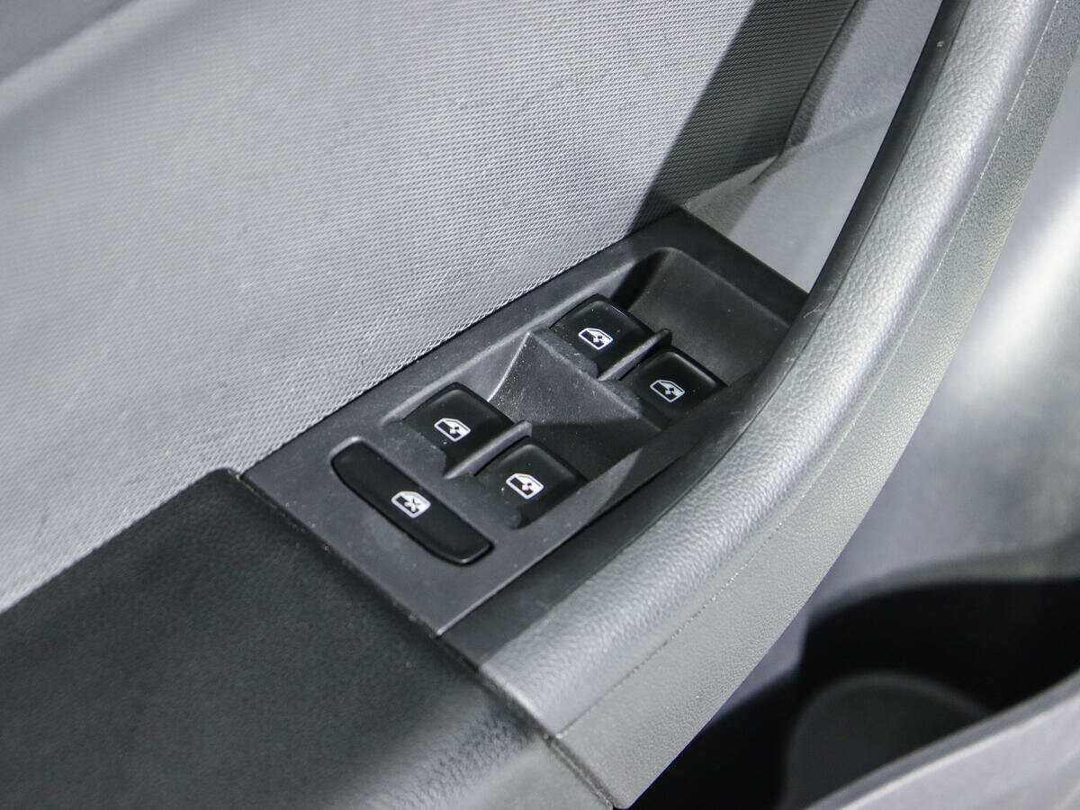 Б/У Шкода Рапид 2021 года. Фото: #15