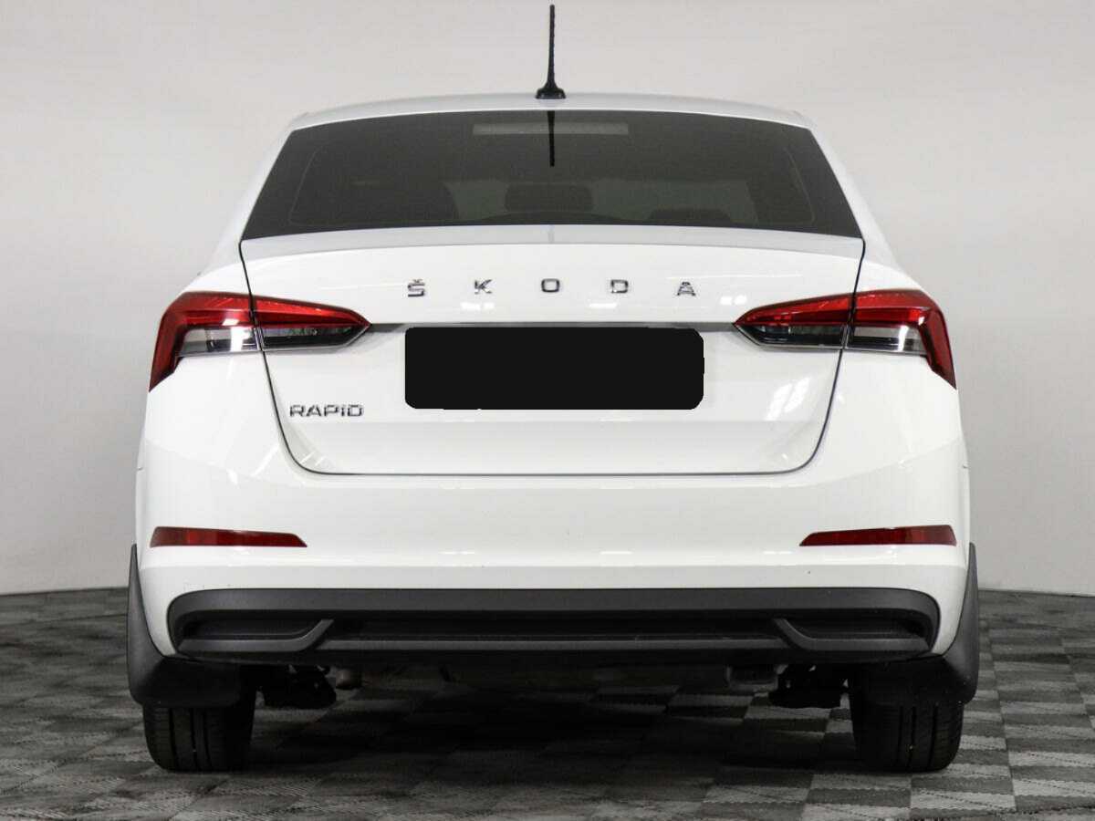 Б/У Шкода Рапид 2021 года. Фото: #5