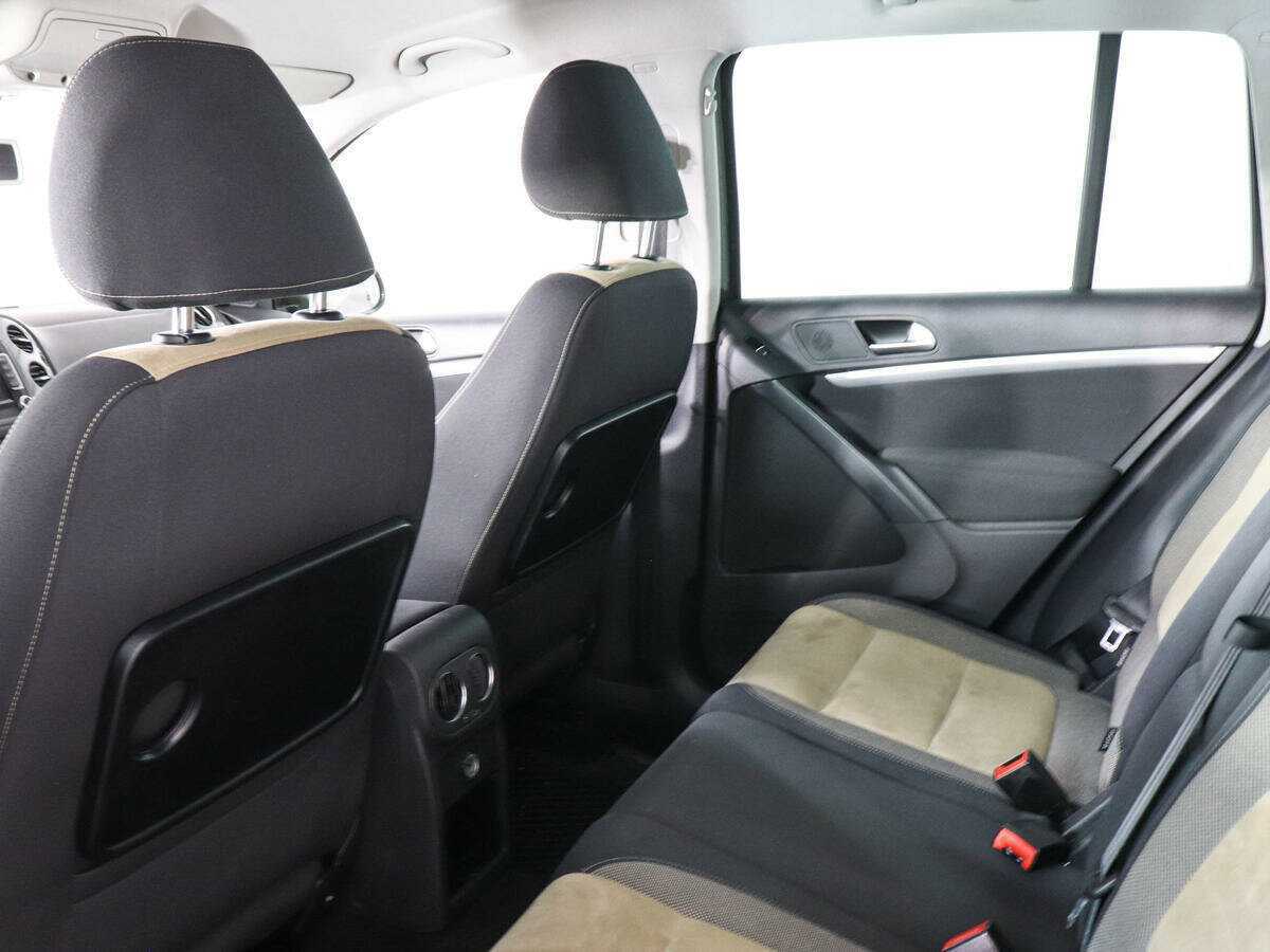 Б/У Фольксваген Тигуан 2014 года. Фото: #9