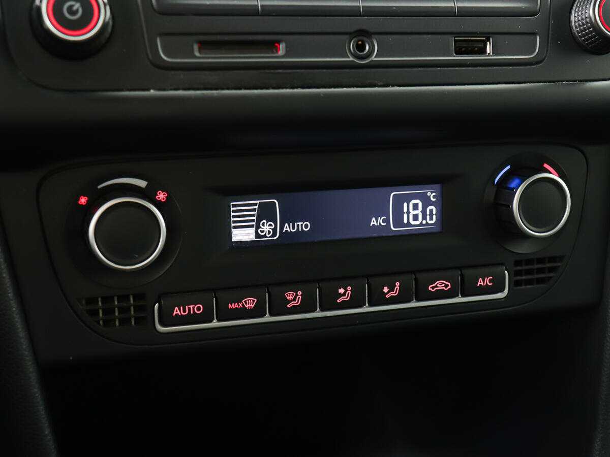 Б/У Фольксваген Поло 2017 года. Фото: #15