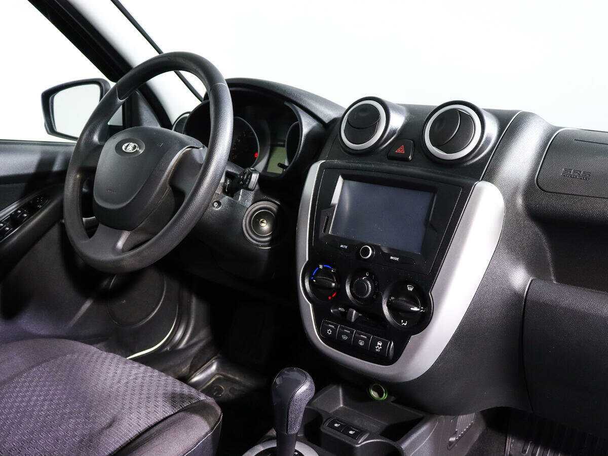 Б/У Лада (ВАЗ) Гранта 2016 года. Фото: #6