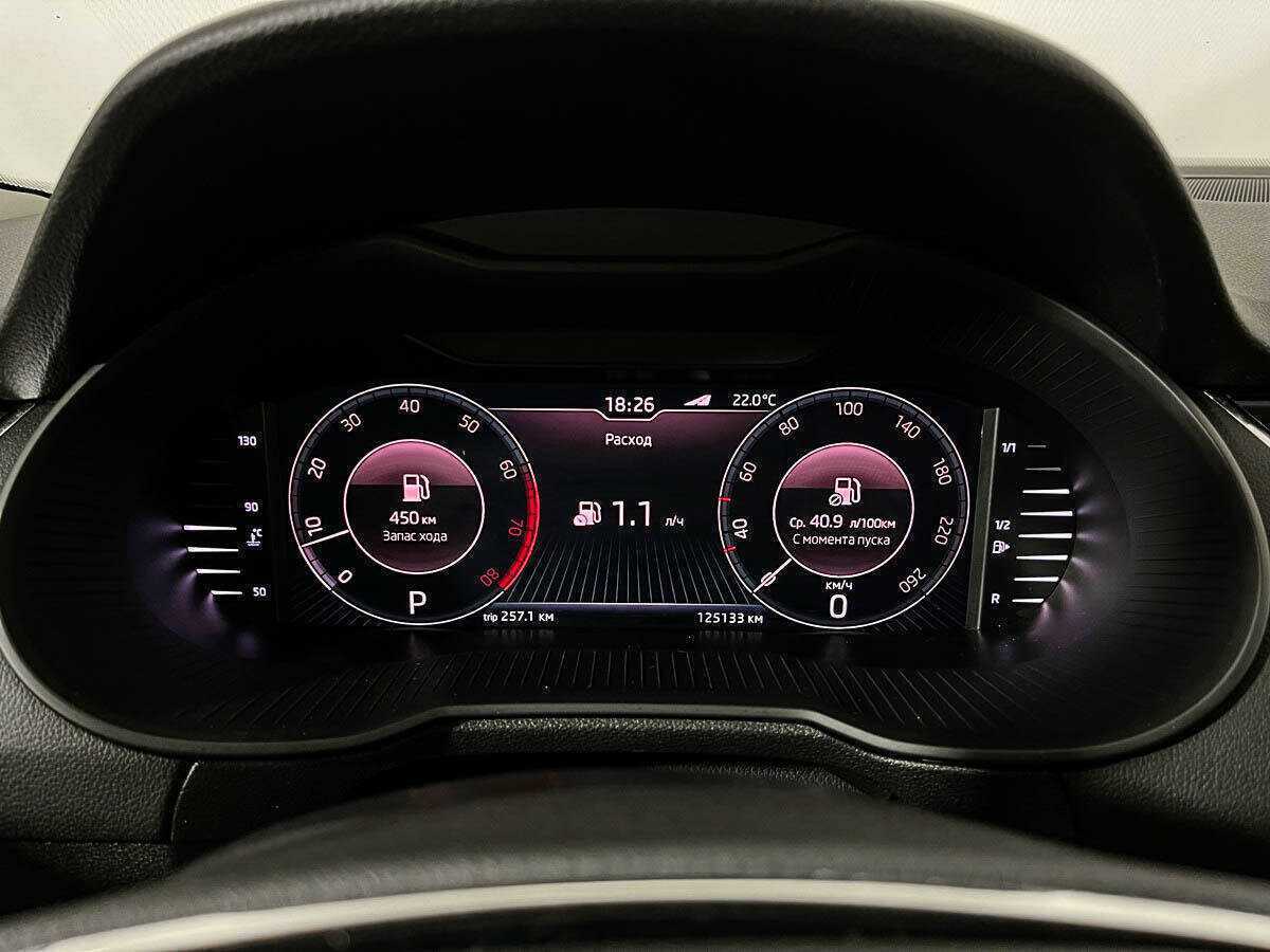 Б/У Шкода Октавия 2019 года. Фото: #7