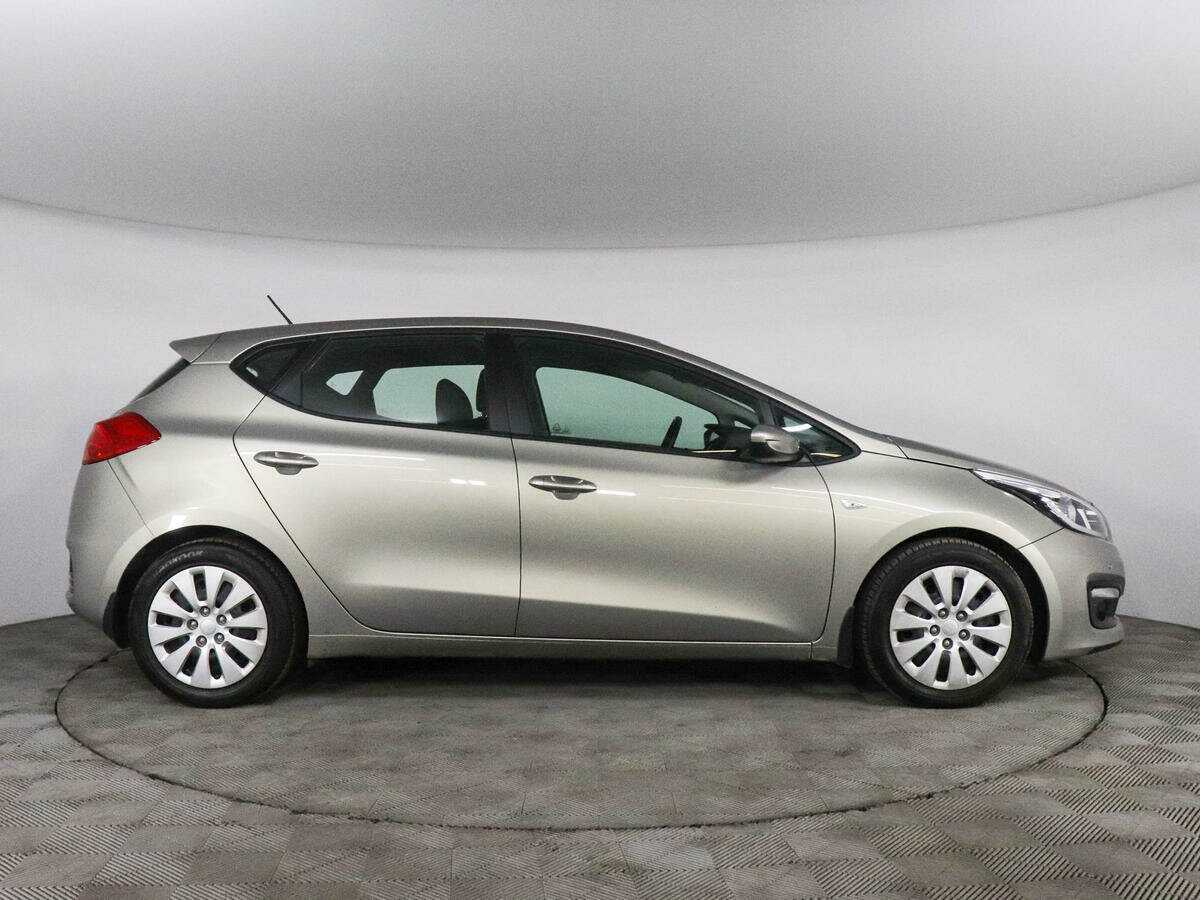 Б/У Киа Сид 2016 года. Фото: #3